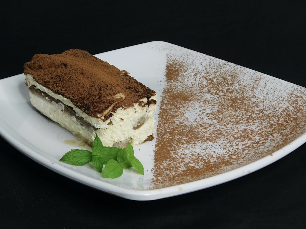 Tarta de capas de cacao y mascarpone